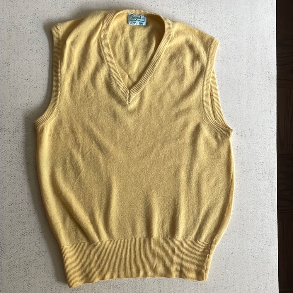 Yellow Benetton Wool V-neck vest